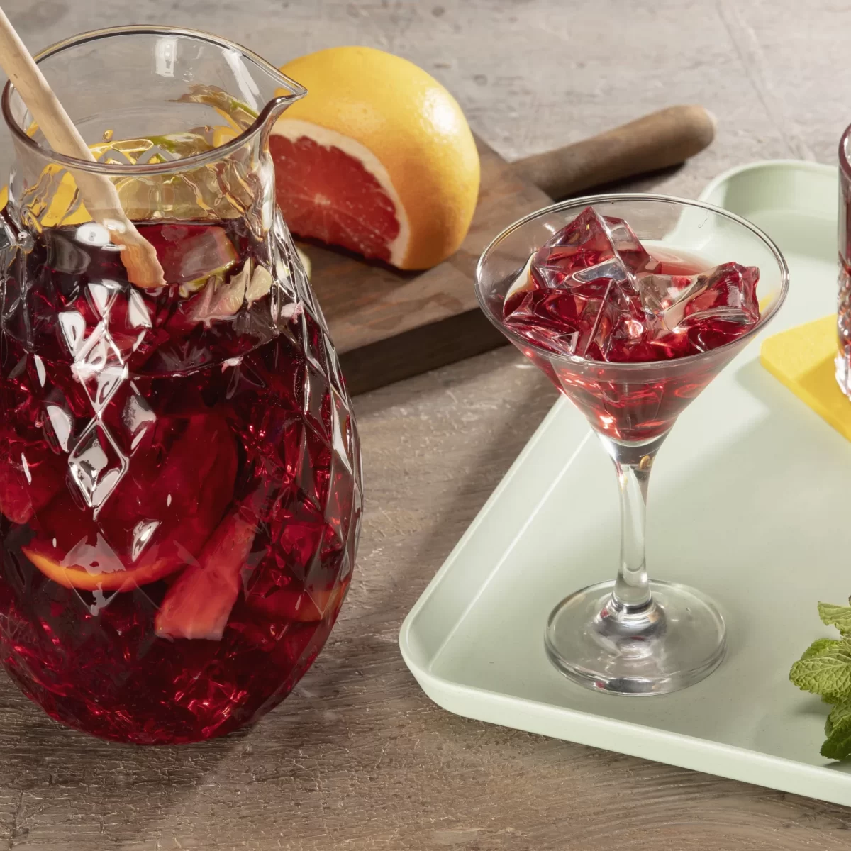 Rețeta Perfectă pentru Sangria: Cum să Prepari Rapid și Ușor Băutura Spaniolă Răcoritoare